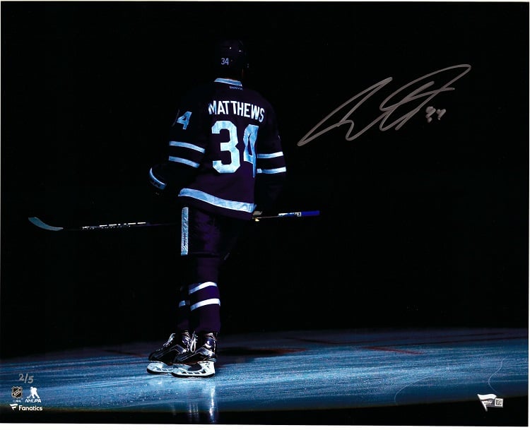 Auston Matthews Toronto Maple Leafs Autographed 16 x 20 Blue Jersey  Stopping Photograph - Autographed NHL Photos at 's Sports  Collectibles Store