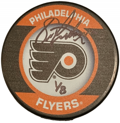 Eric Lindros Autographed Souvenir Puck Philadelphia Flyers /8